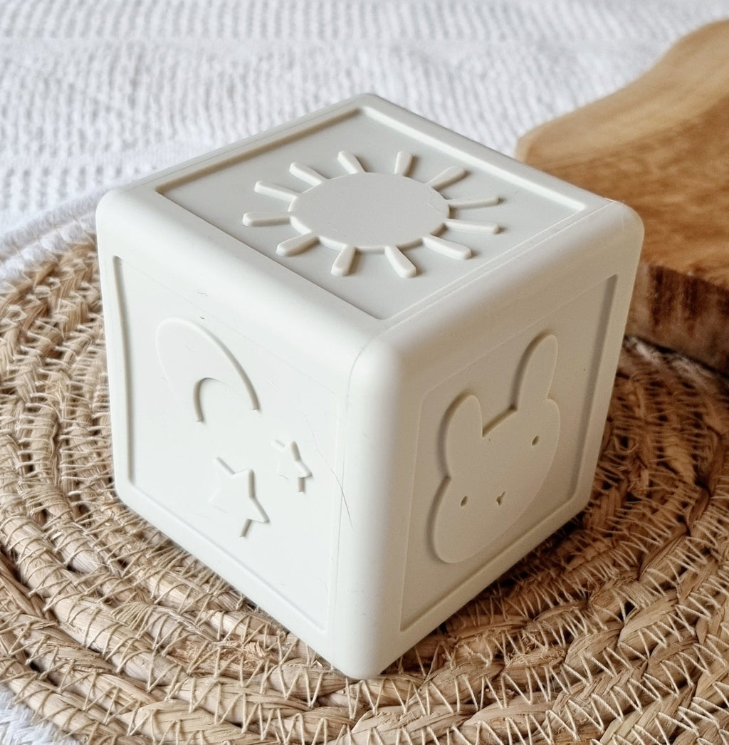 Juguete Montessori (baño) cubo de silicona flexible - Beige